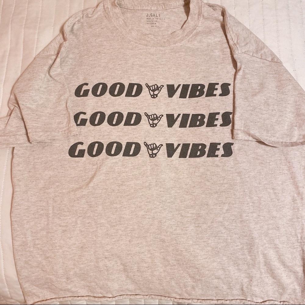 Good Vibes Brandy Melville Cropped Tee